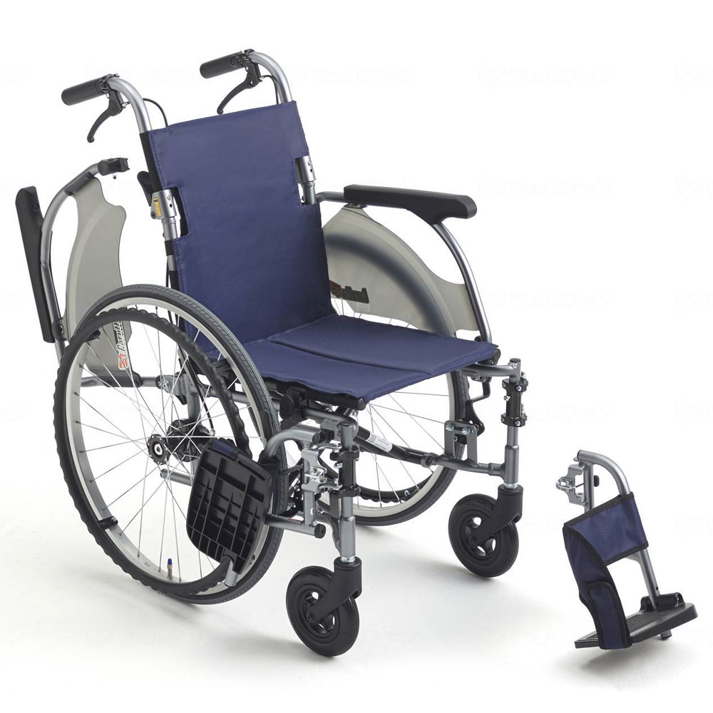 自走用車椅子CRT－3Lo 背折れ式・介助ブレーキ付・肘掛け跳ね