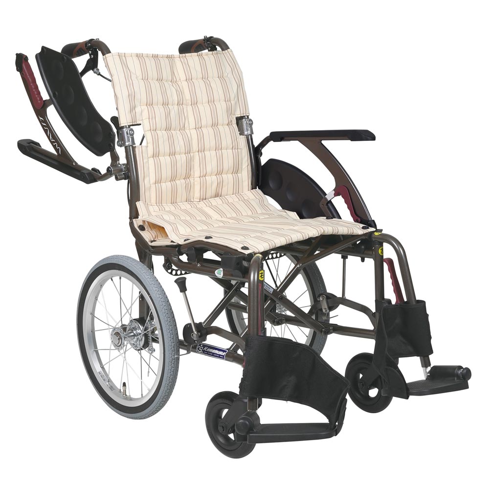 介助用車椅子WAP16-40(42) A肘掛け跳上げ・足台スイングアウト・エアータイヤ仕様