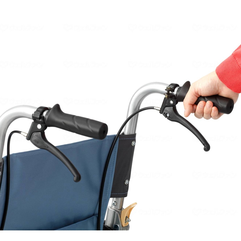 NEO-1βW 自走用車椅子 肘掛け跳上げ 足台スイングアウト