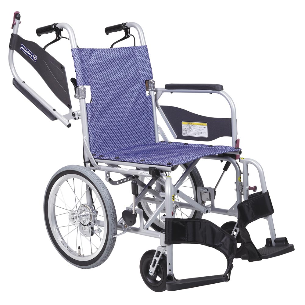 超美品　日本製　洗える介助式車椅子 介助用車椅子ふわりす KF16-40SB 背折れ式・介助ブレーキ付き