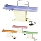 診察台 黒 Ｗ７００×Ｌ１９００×Ｈ５００ｍｍ TB-902 tbls（医薬品・コンタクト・介護）の通販