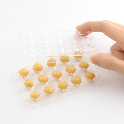 投薬補助用のおやつ メディボール 猫用 かつお味 15個入 Medi Ball 【犬/おやつ/薬/】