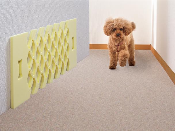 感覚が衰え始めたシニアに ペット用ごっつん防止シート サンコー 【犬/猫/マット/介護/】
