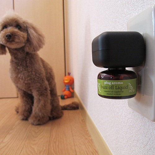 殺虫成分不使用!部屋用虫除けアロマ DOG AROMA mist プラグアロマ アンチモスキート リキッドセット 25ml 【犬/虫よけ/留守番/天然成分】