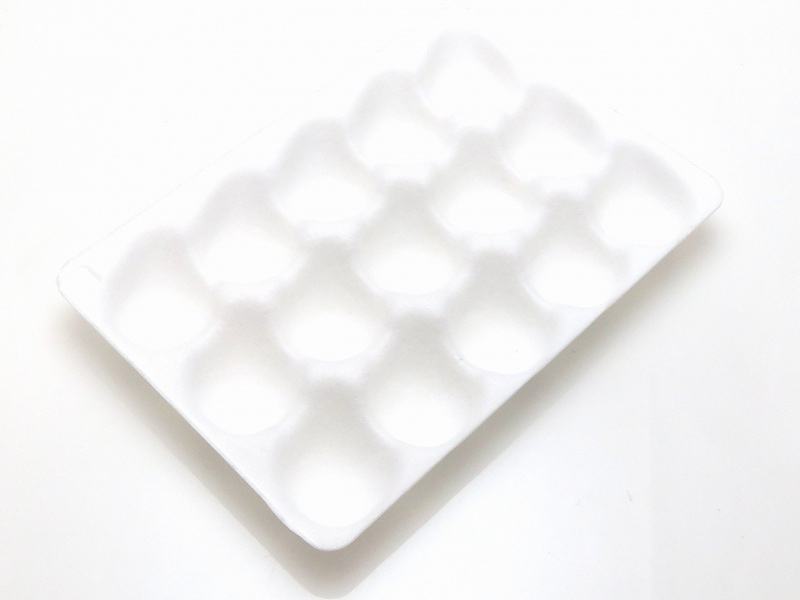 イチゴトレイ　(15穴)　PS+不織布　50枚/袋　イチゴ化粧箱専用