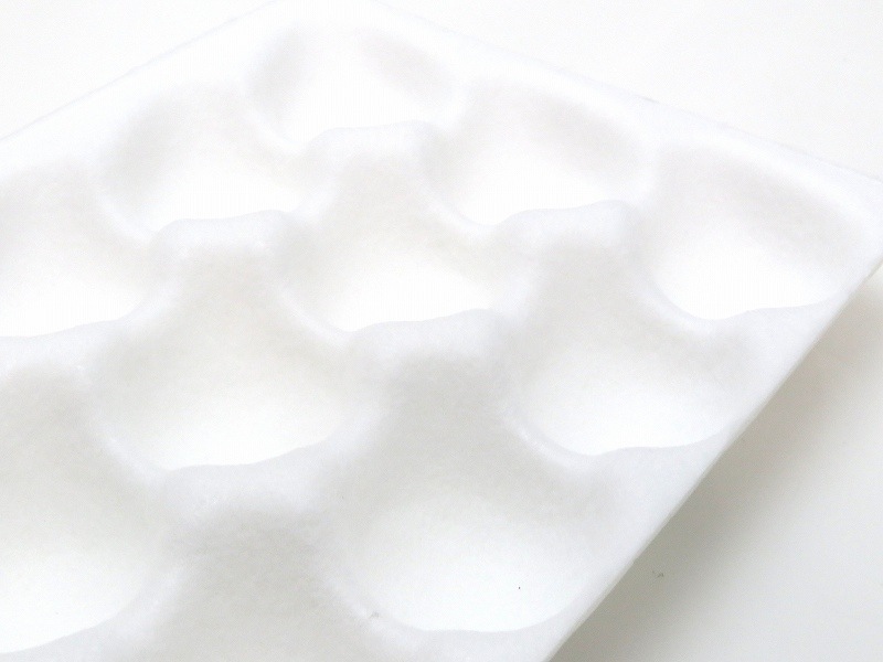 イチゴトレイ　(15穴)　PS+不織布　50枚/袋　イチゴ化粧箱専用