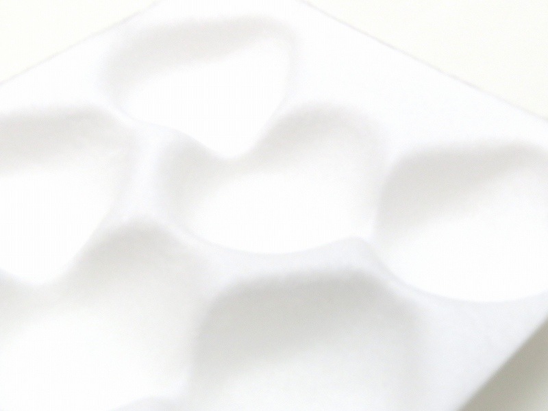 イチゴトレイ　(9穴)　PS+不織布　50枚/袋　イチゴ化粧箱専用