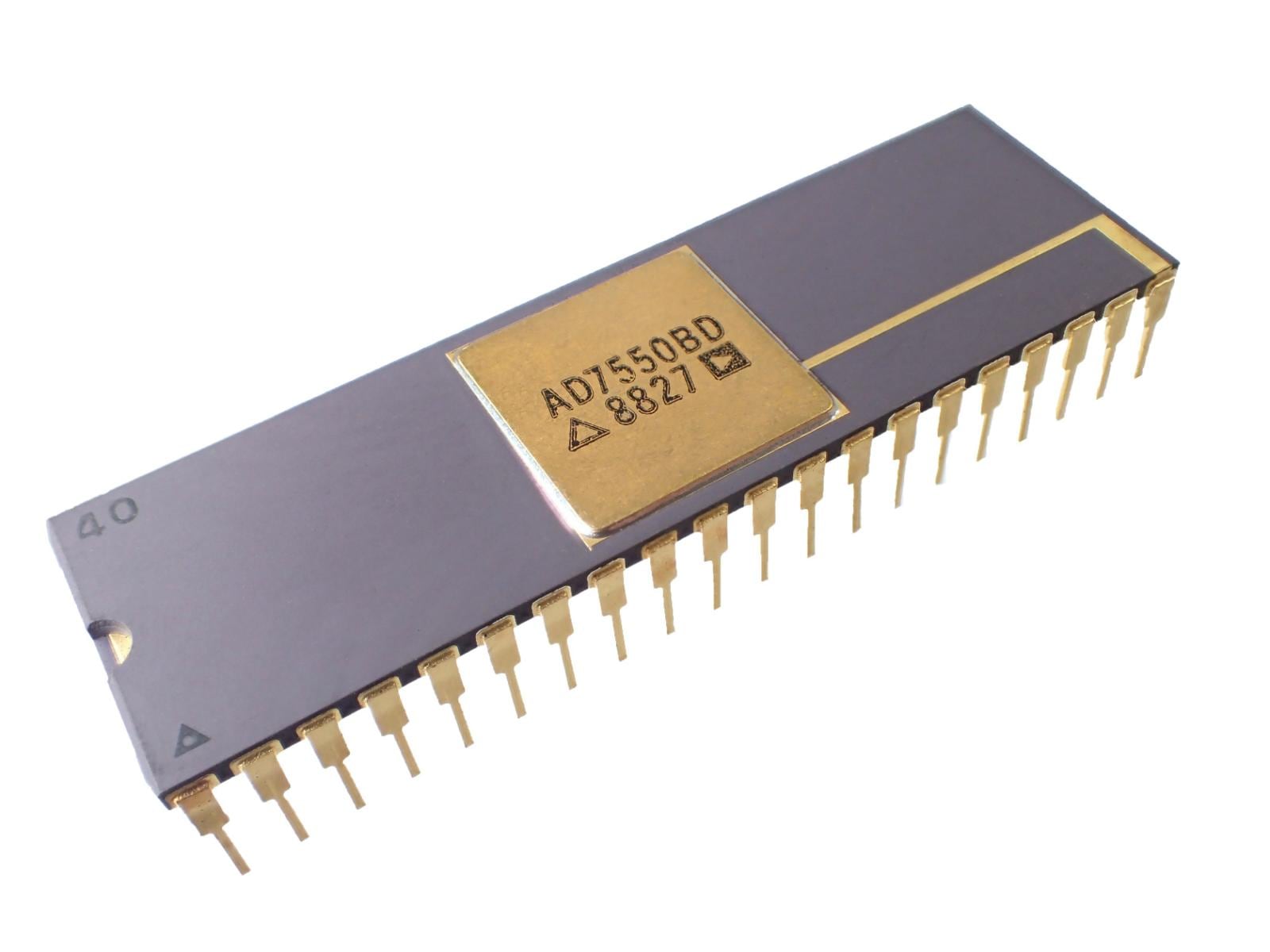 Analog Devices CMOS 13Bit MONOLITHIC A/D CONVERTER AD7550BD