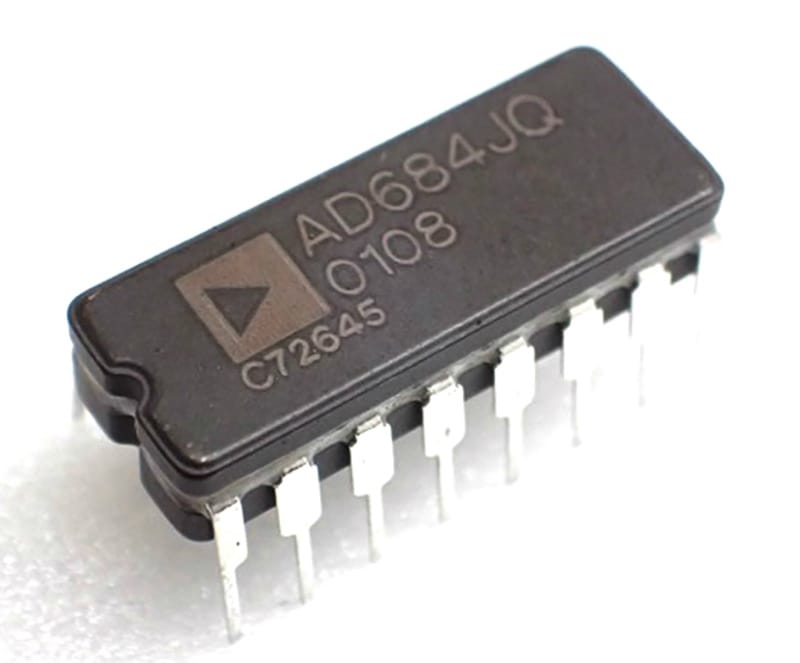 Analog Devices Amplifier AD684JQ