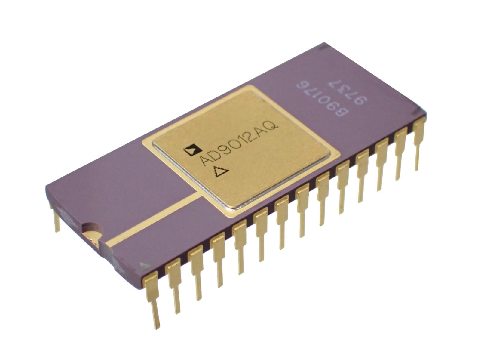 Analog Devices A/Dコンバータ AD9012AQ