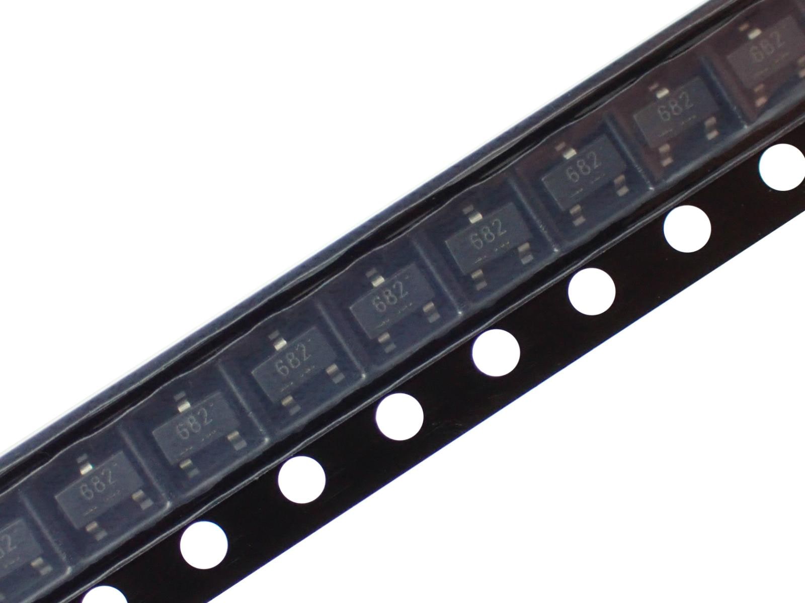 RENESAS 定電圧 ツェナー ダイオード 6.8V 200mW RD6.8M-T2B-A (5個セット)