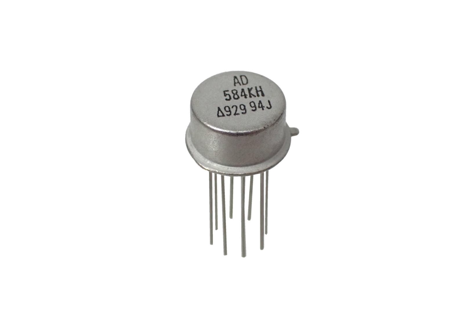 Analog Devices 電圧IC Pin Programmable Precision Voltage Reference