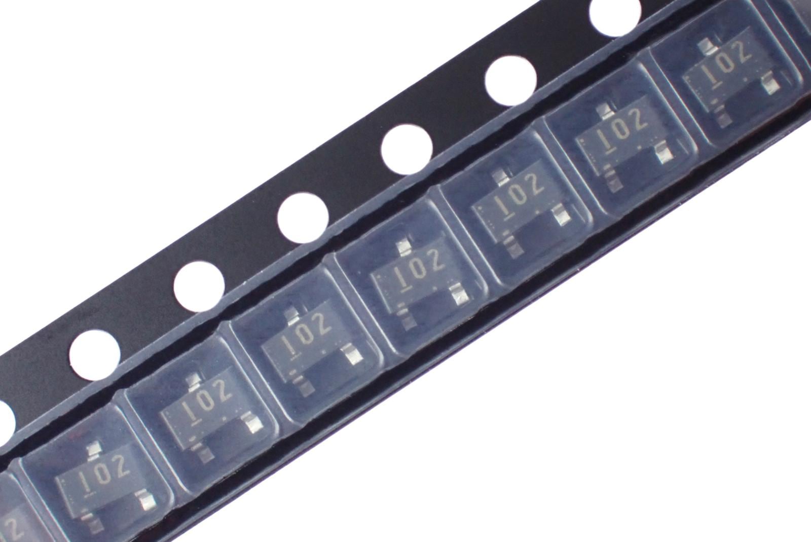 RENESAS 小型 SMD 面実装 ツェナーダイオード 200mW 10V 5mA RD10M-T1B-A B2 (5個セット)