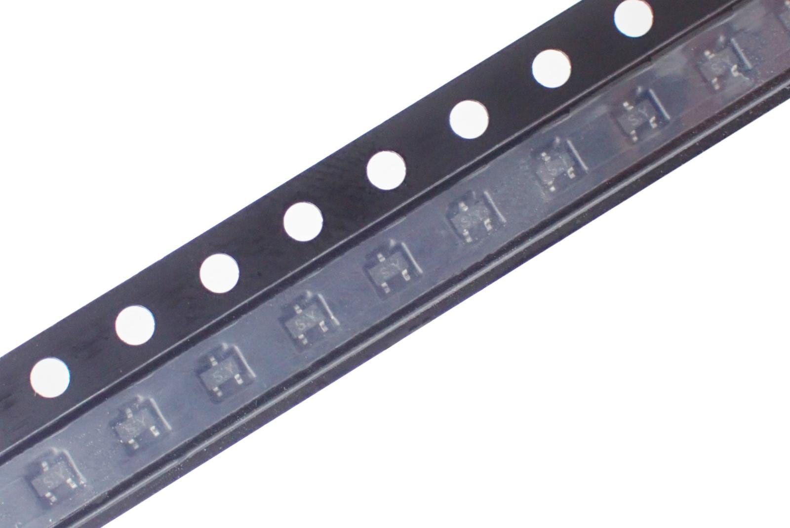 TOSHIBA SMD 面実装 PNP トランジスタ -50V -150mA 2SA1832-Y (TE85L,F) (5個セット)