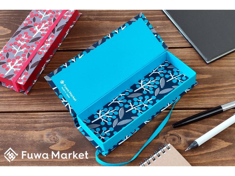FuwaMarket 手染め和紙 ペンケース ゴムバンド付 南天 BLUE