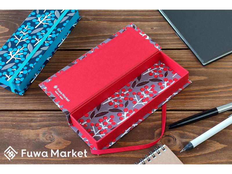 FuwaMarket 手染め和紙 ペンケース ゴムバンド付 南天 RED