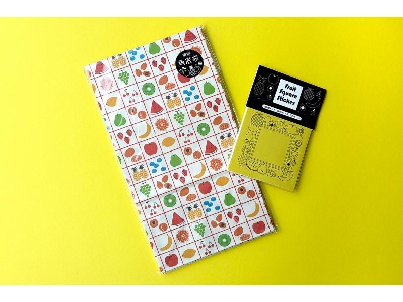 果物角底袋(白)＋果物（角）シールセット