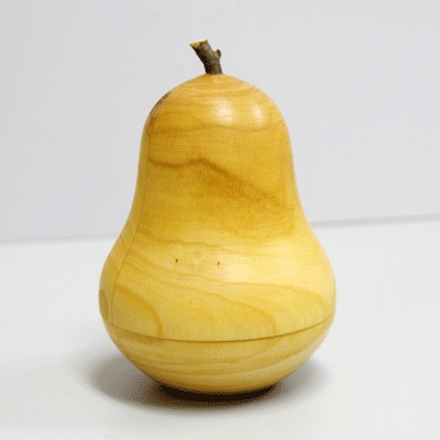 ドイツの森の贈り物 フィンクバイナー Finkbeiner 木製小物入れ 洋梨型