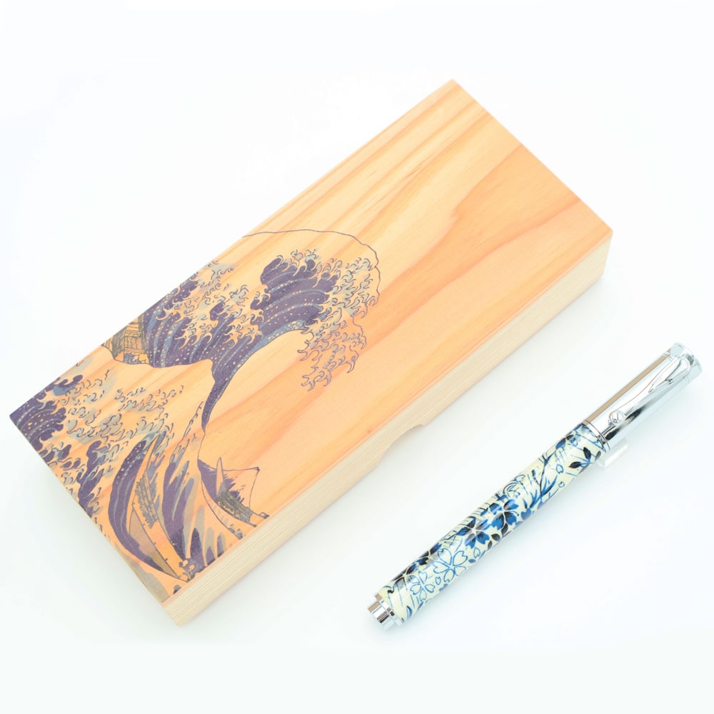 美濃和紙 友禅柄 万年筆 藍染 あいぞめ 流水桜 木箱入り 竹内靖貴 工芸品 北斎 日本製 万年筆 プレゼント お祝い 贈り物