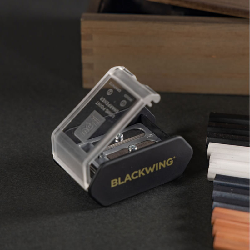 ダークウィングブラスト　カートン初版プラス1ボーナス付き 遊戯王 ダークウィングブラスト1カートン ＋1ボーナスパック付き