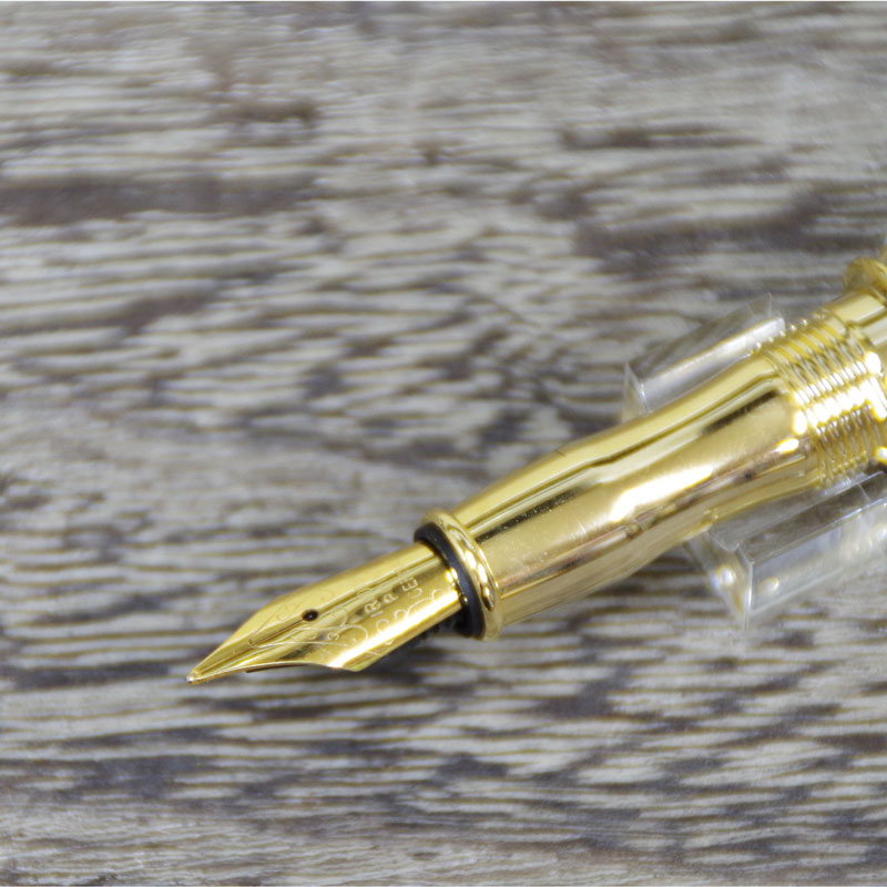 地中海の美しさを込めたマーブル模様の万年筆 竹内靖貴 万年筆