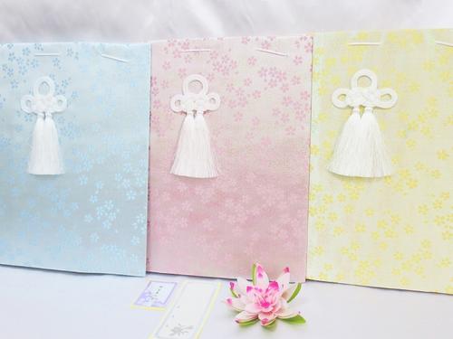 【 骨袋 骨壷カバー 】【 覆い袋のみ 】 骨壷用 覆い袋( 骨壷袋 )金糸 桜 5寸<br> 仏具 仏壇 骨壷 骨壺 49日 後飾り お悔やみ 供養 犬 猫 ペット供養 かわいい