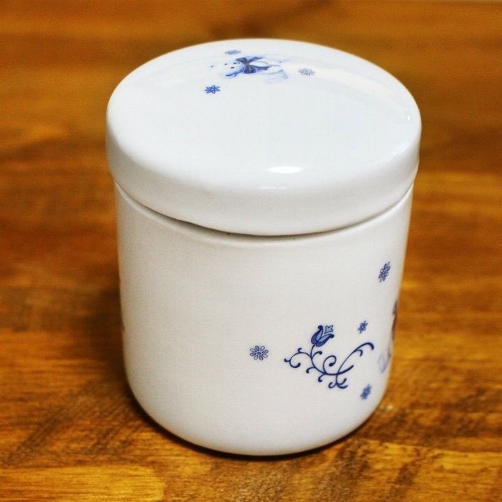 仏具セット ミニ骨壷 &ミニ仏具 3点セット くま柄 切立 花器 香炉 ろうそく立て 香炉灰つき<br>ペット仏具 仏壇 陶器 手元供養 ペット供養 犬 猫 うさぎ 小動物 かわいい 水子供養