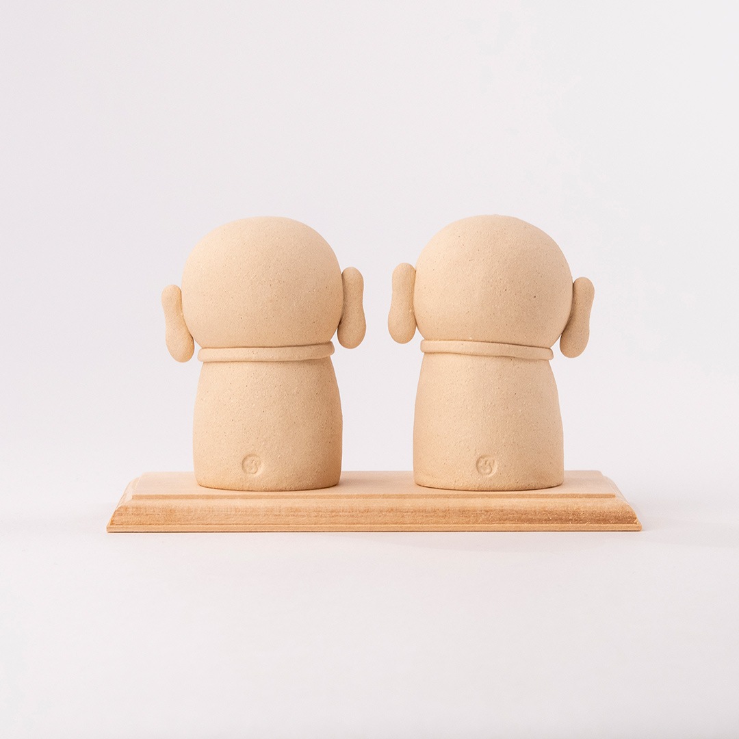 レア限定品、親族の蔵出しです、くり抜き最上級の木彫お盆、名人職人松仙刀、作品です 怀玉斋正次根付黄杨木雕松鹤印笼Antique Japanese Kaigyokusai
