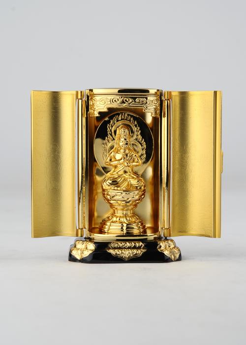 仏像 大日如来 純金メッキ 高岡銅器 厨子入り 仏像】大日如来 - 厨子入り 純金メッキ仕上げ 総高9.7cm 高岡銅器