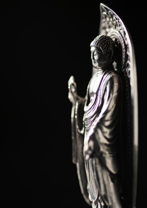 仏像】阿弥陀如来 - 銀製 伝統工芸『高岡銅器』謹製 | 日本の手技,高岡