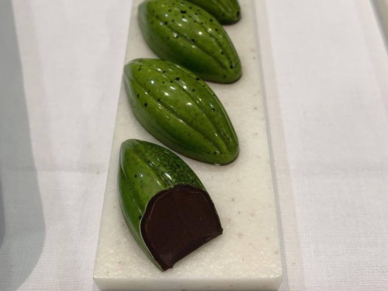 ボンボンショコラ・オ・レ・エ・ロム