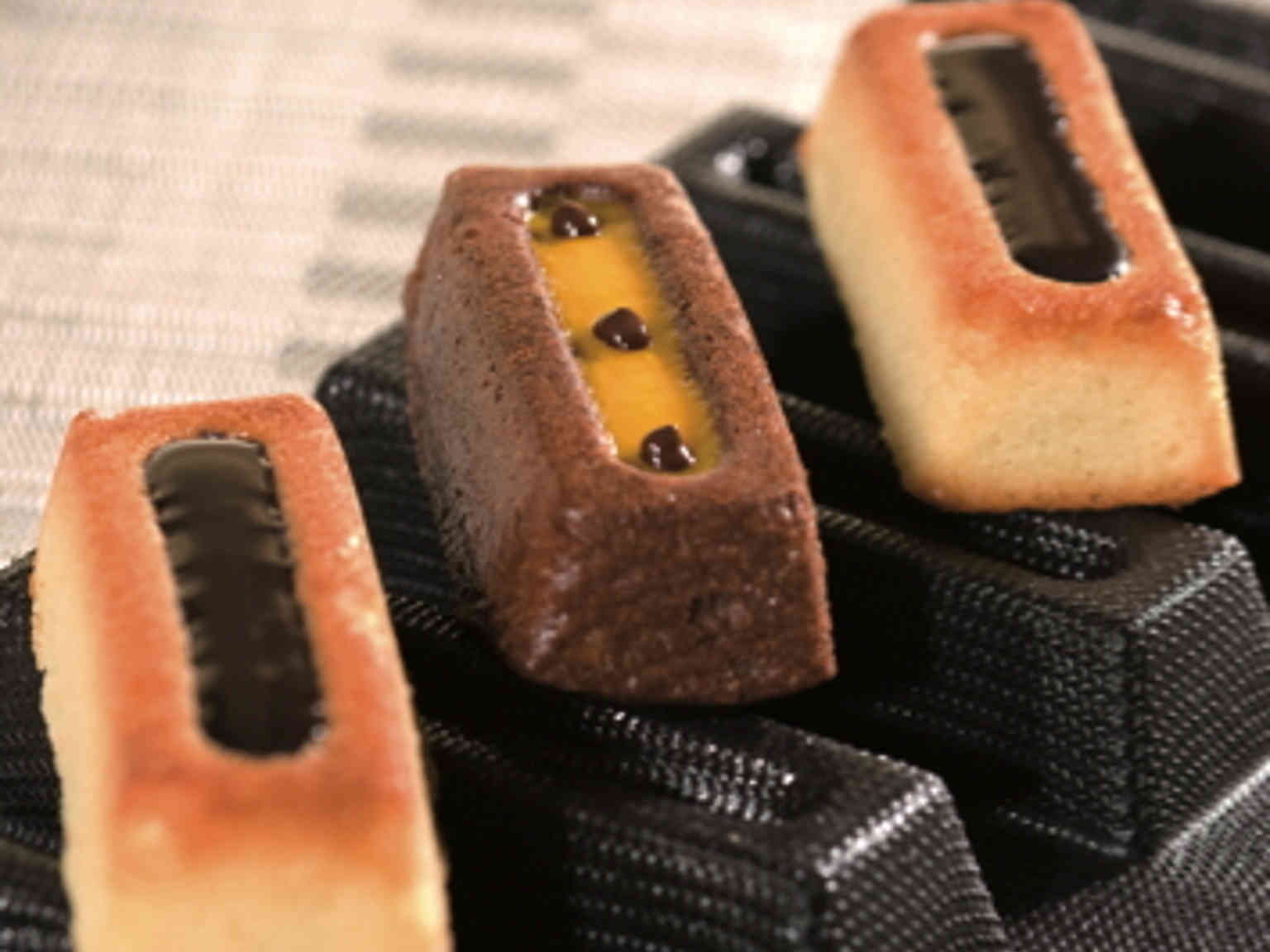 ドゥマール FP 1158 ケークサヴァラン（小） Ｆ