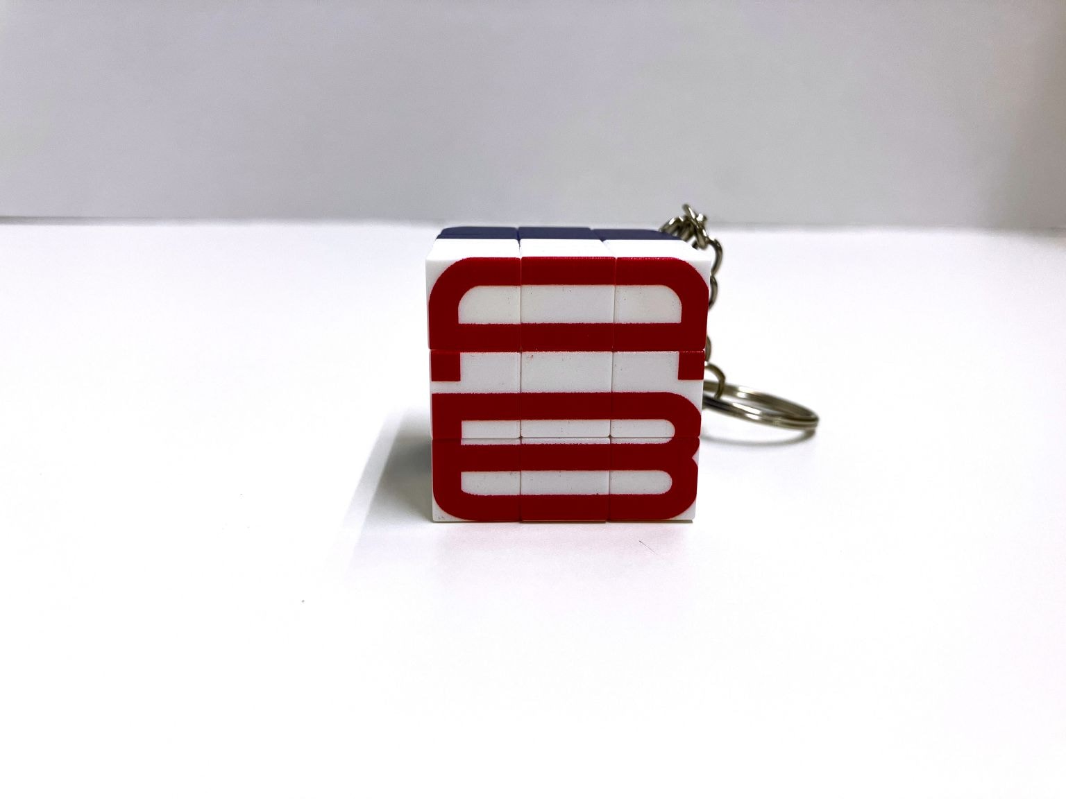 キャビネロゴ入りキューブゲームキーホルダー
