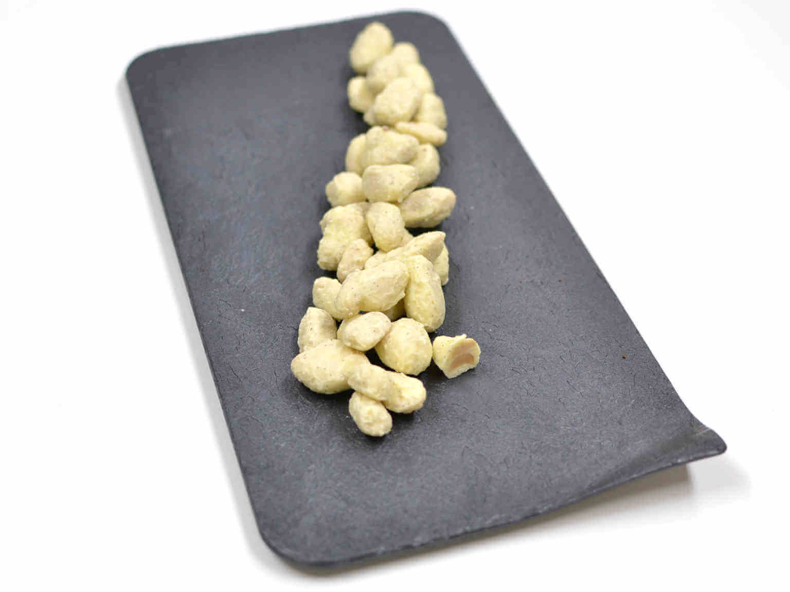 カカウエット・サレ・アンロベ・ア・ラ・バニーユ・エ・オ・コアントロー