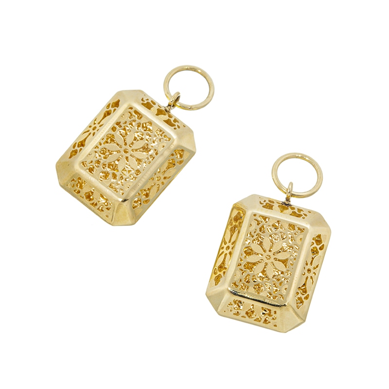 K18YG ゴールドチャーム ブルーオーロ 