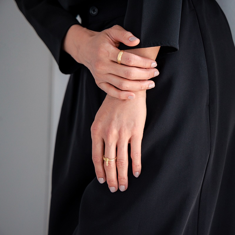 K18YG ゴールドリング VESPIGNANI 