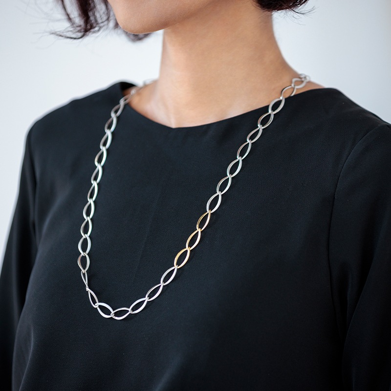 SV/K18YGネックレスNUBIA