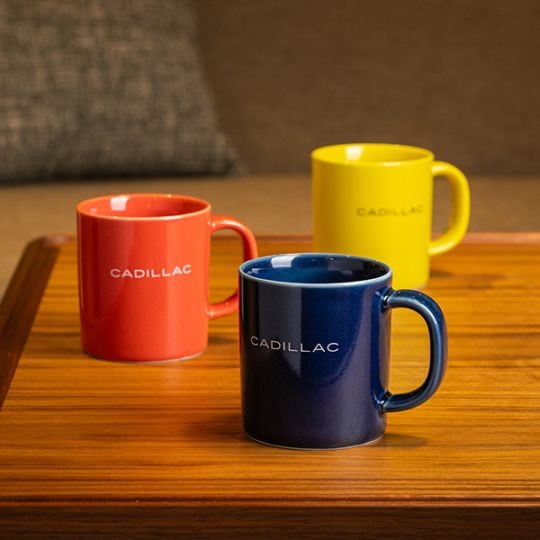 CADILLAC LOGO MUG