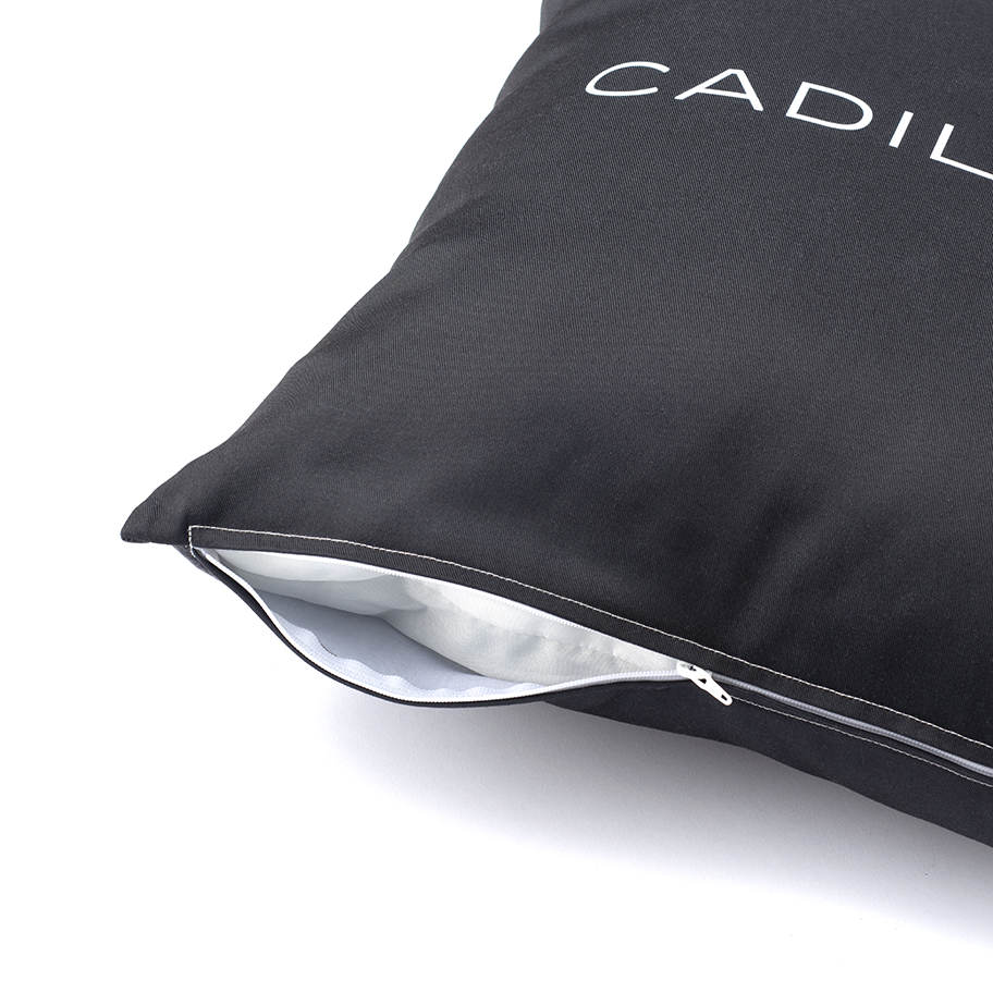 CADILLAC SQUARE CUSHION (BLACK)