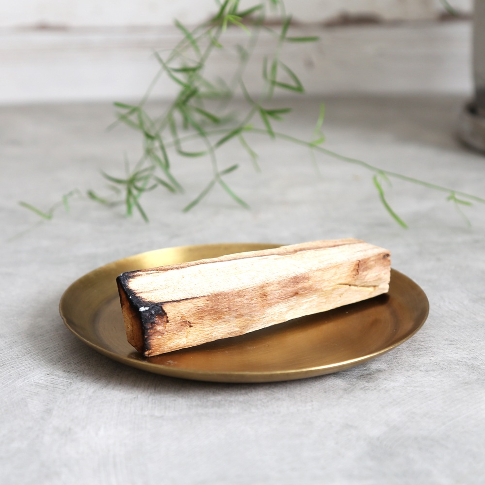 【ポストお届け可／15】 パロサント 香木 スティック 4本入り【聖なる木/ナチュラルインセンス/薫香/Palo Santo/お香/インセンス】