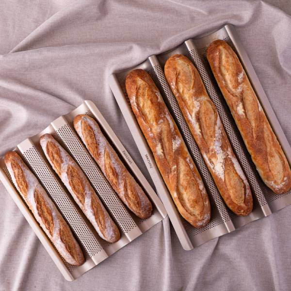 樹脂フランスパンスタンド 前開 茶 小 91-110B 新品・3営業日で発送萬洋 樹脂フランスパンスタンド 前開 茶小 ９１