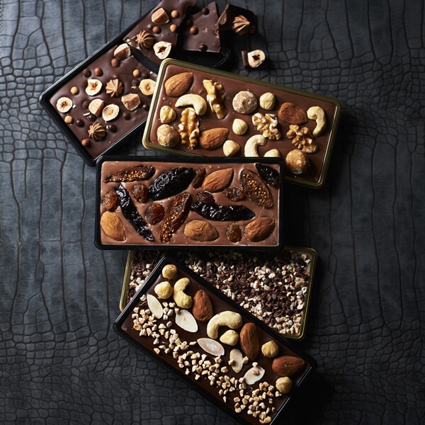 PETモールドB(透明) 50枚入 チョコレート約50g AP70140KMB-50 | 型