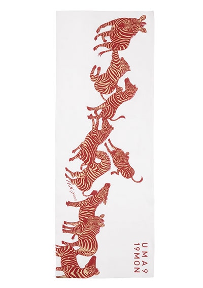 [即納品]手ぬぐい　手捺染＜うまくいく紋/左馬・赤金＞