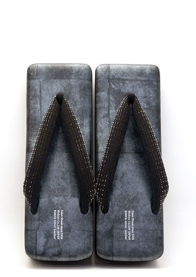 [Lサイズ即納品]カフェぞうりレディース No.47624 ジュディ＜ラメ桐生/黒＞