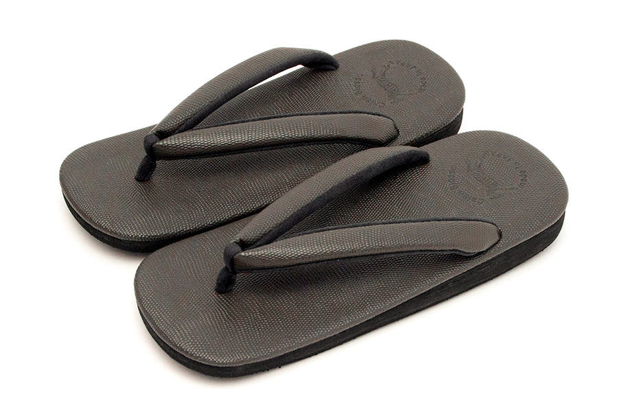 [LLサイズ即納品]カフェぞうり　メンズ　No.5620　＜ギアナ/No.456C（墨）＞【すげ加減：ゆるめ】　※LLサイズ別注費込み