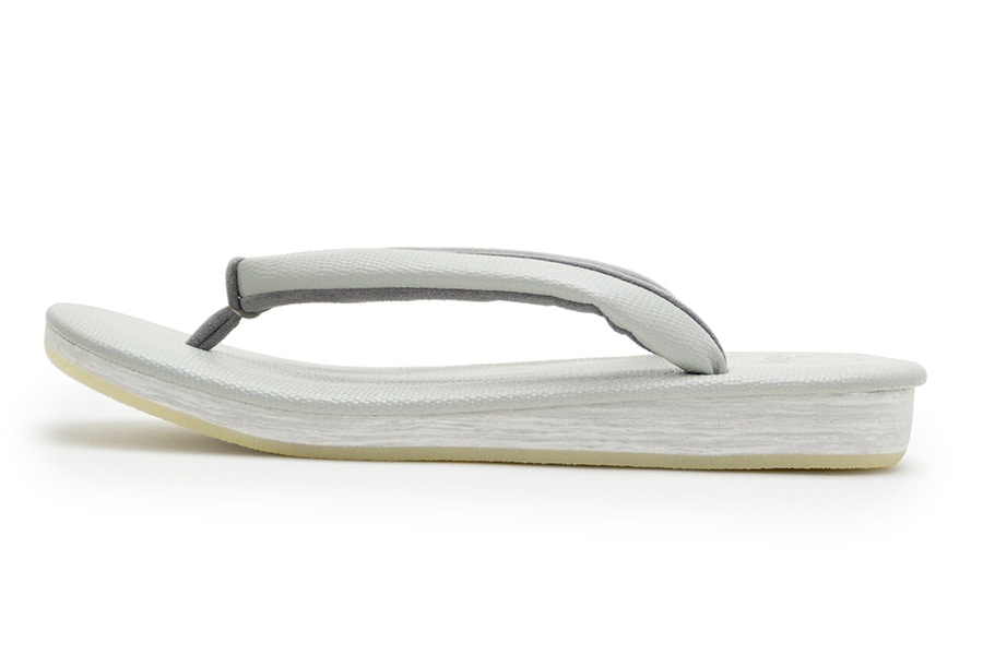 [LLサイズ即納品]カフェぞうり　メンズ　No.9020　＜ギアナ/No.901C（薄青鼠）＞【すげ加減：ゆるめ】　※LLサイズ別注費込み