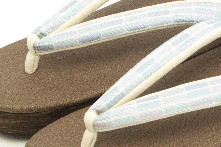 [Sサイズ即納品]カフェぞうり　レディース　No.25821＜プリズム8ブロック・ラベンダー＞