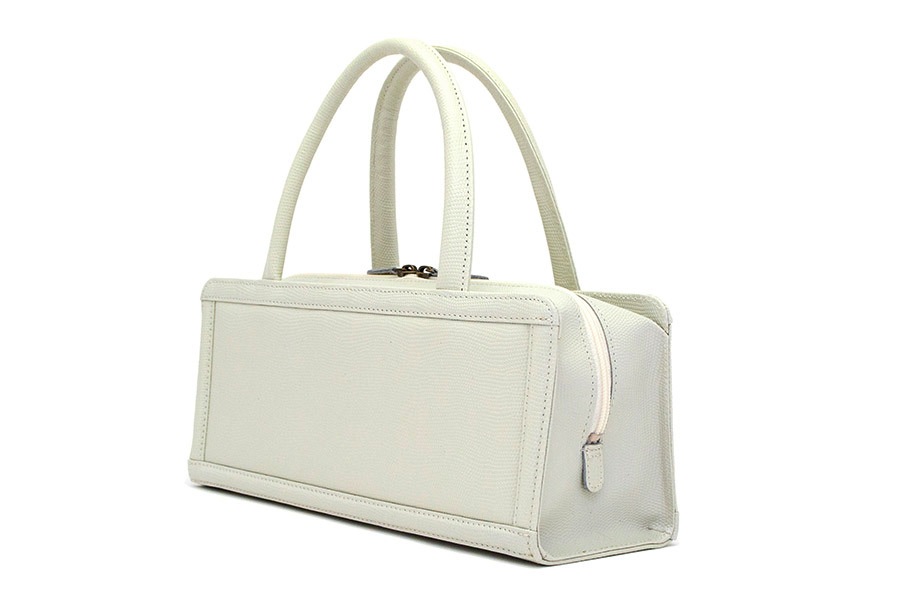 [即納品]利休型箱バッグ　ギアナ＜胡粉色（No.150C）＞　刻印：銀箔　金具：アンティークゴールド