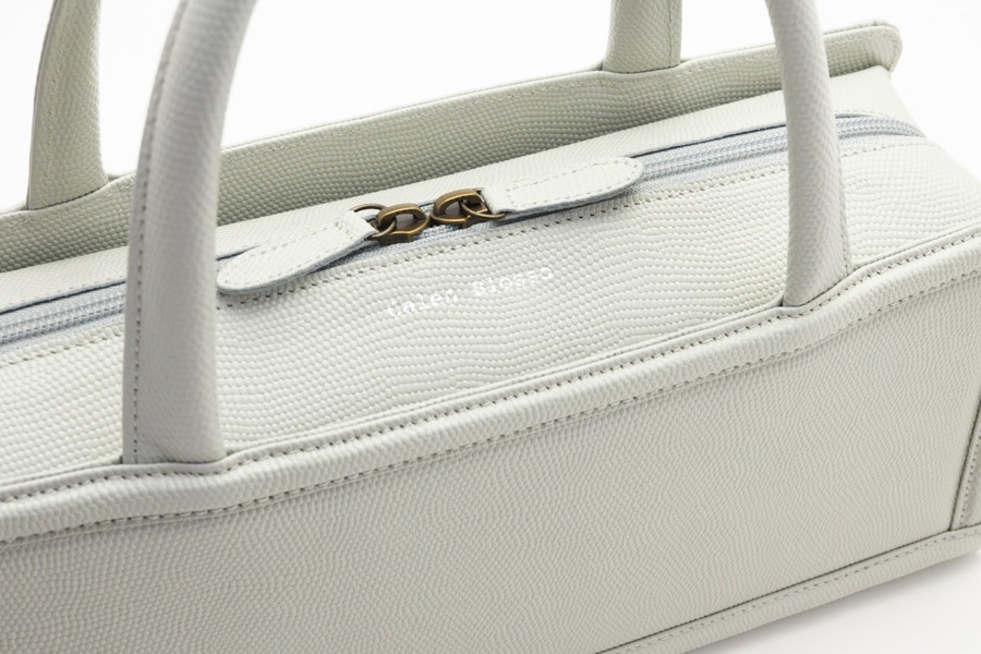 [即納品]利休型箱バッグ　ギアナ＜薄青鼠（No.901C）＞　刻印：銀箔　金具：アンティークゴールド