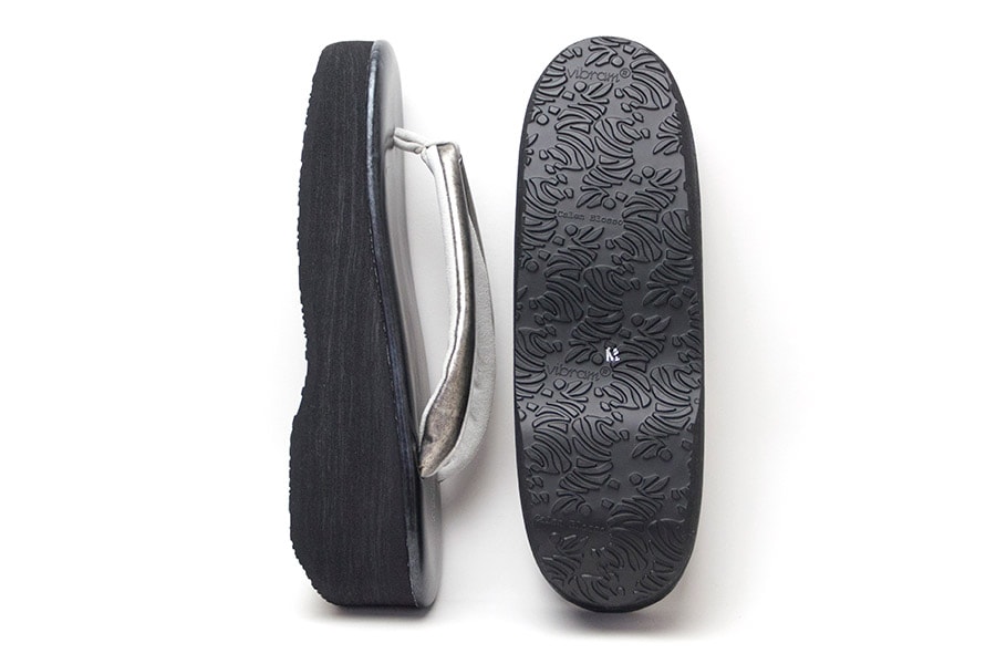 [オーダー品]カフェぞうり レディース No.21522＜いぶし銀×マットブラック＞